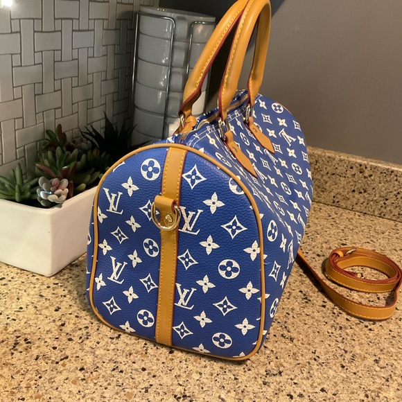 COPY - Inspired P9 Speedy Bandouliere 40 Blue Monogram Gold Hardware - Picture 9 of 15